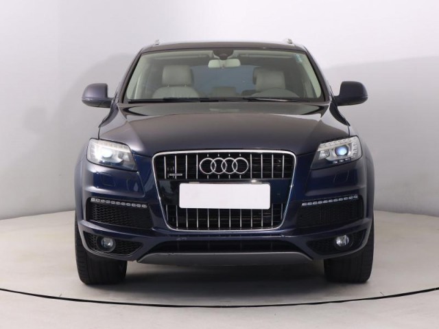 Audi Q7  3.0 TDI 