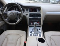 Audi Q7  3.0 TDI 