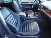 Volkswagen Touareg  3.0 TDI 
