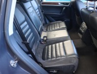 Volkswagen Touareg  3.0 TDI 