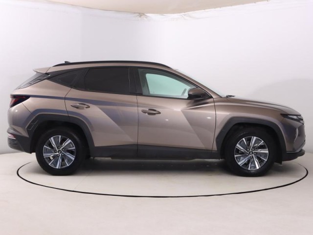 Hyundai Tucson  1.6 T-GDI Family