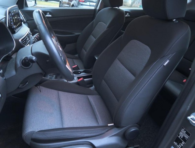 Kia Sportage  2.0 CRDi 