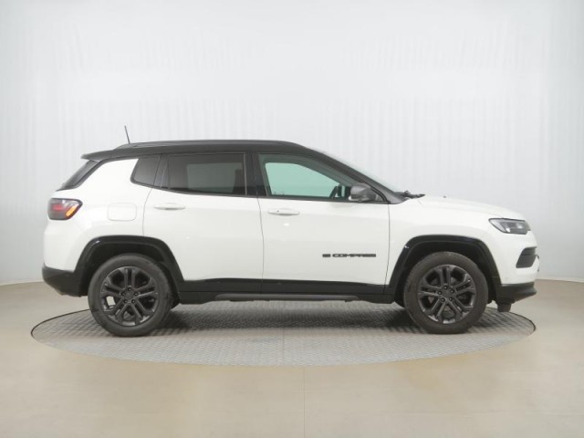 Jeep Compass  1.3 T-GDI 