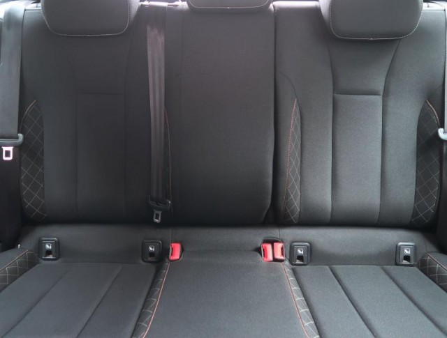 Škoda Kamiq  1.0 TSI Ambition