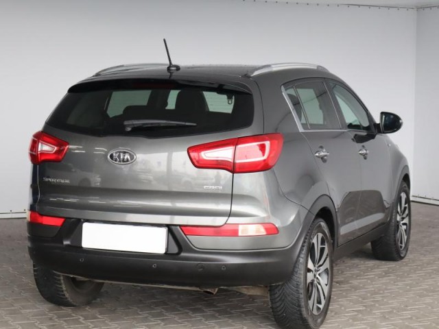 Kia Sportage  2.0 CRDi 