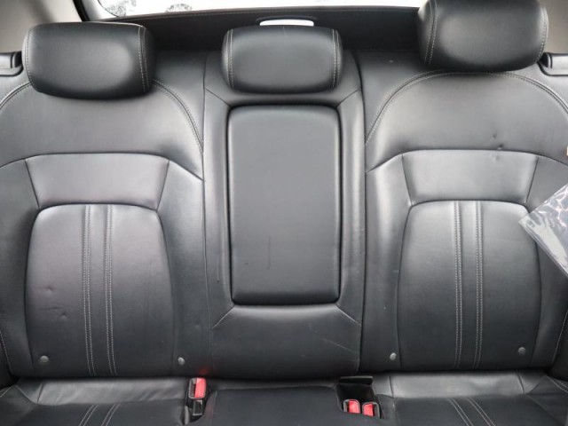 Kia Sportage  2.0 CRDi 