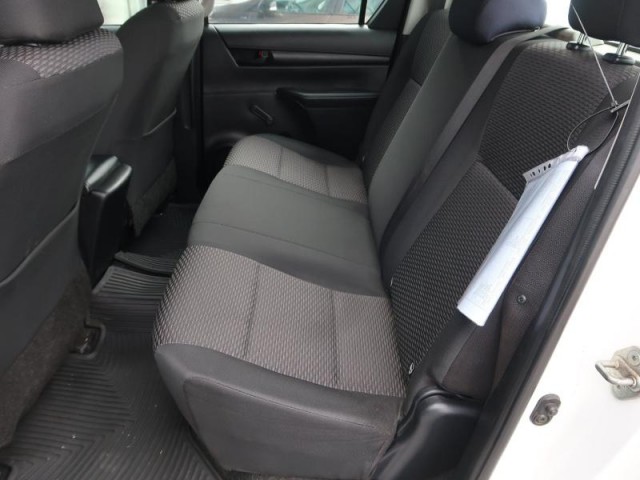 Toyota Hilux  2.4 D-4D 