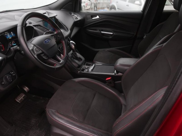 Ford Kuga  2.0 TDCi ST-Line