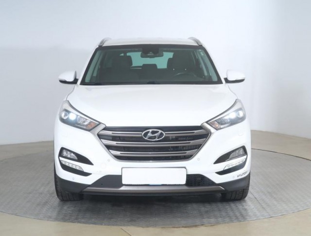 Hyundai Tucson  2.0 CRDi 