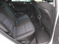 Hyundai Tucson  2.0 CRDi 