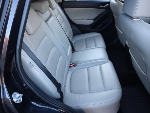 Mazda CX-5  2.2 Skyactiv-D Attraction