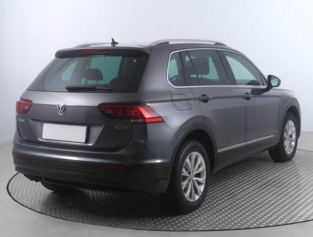 Volkswagen Tiguan  2.0 TDI Comfortline