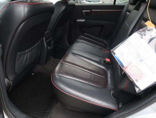 Hyundai Santa Fe  2.2 CRDi 