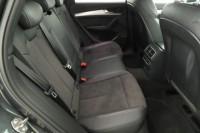 Audi Q5  2.0 TDI S line