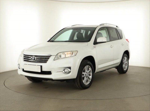 Toyota RAV 4  2.0 VVT-i 