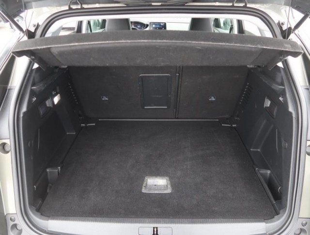 Peugeot 3008  1.6 BlueHDi 