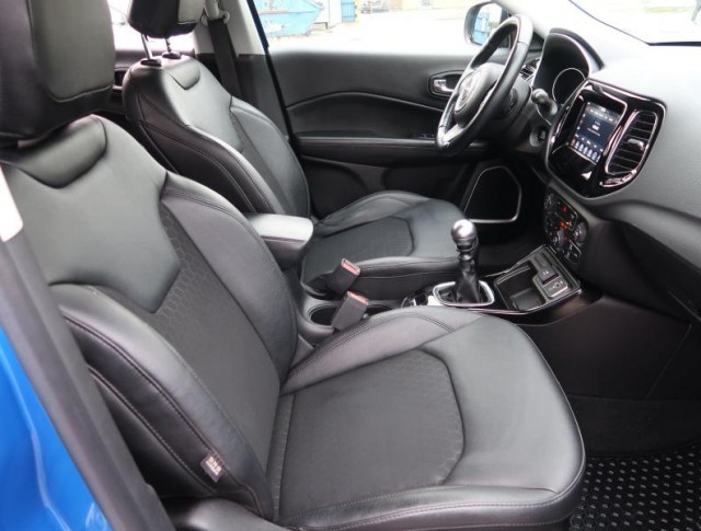 Jeep Compass  1.3 T-GDI Longitude