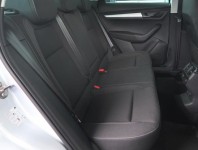 Škoda Karoq  1.5 TSI Fresh