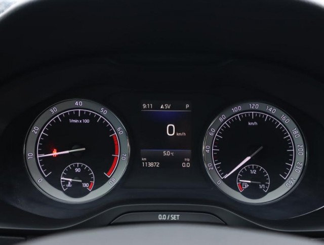 Škoda Karoq  1.5 TSI 