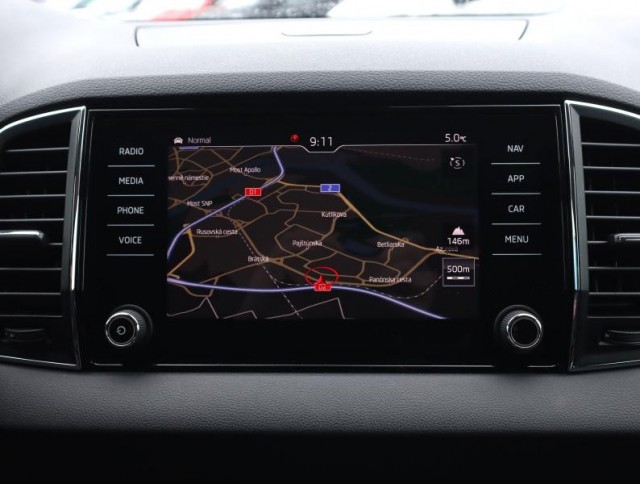 Škoda Karoq  1.5 TSI 