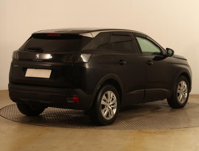 Peugeot 3008  1.5 BlueHDi 