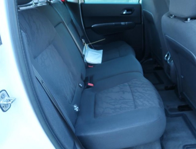 Peugeot 3008  1.6 VTi 