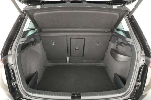 Škoda Karoq  1.5 TSI Drive