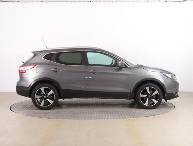 Nissan Qashqai  1.2 DIG-T 