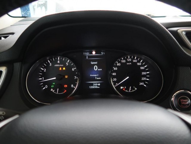 Nissan Qashqai  1.2 DIG-T 