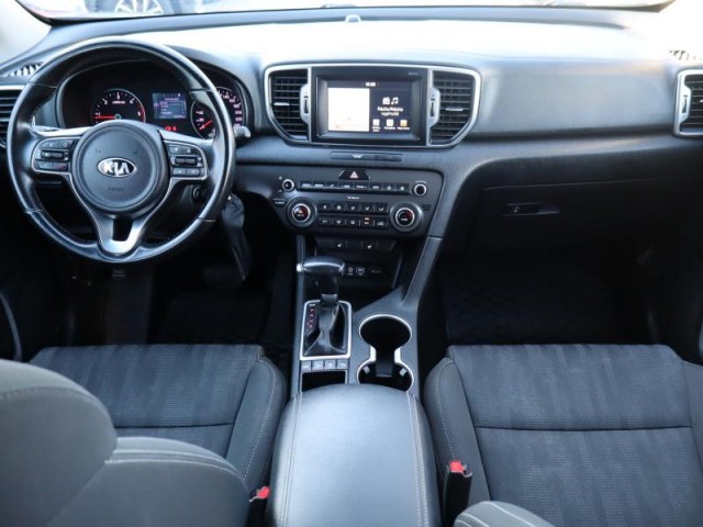 Kia Sportage  1.7 CRDi 