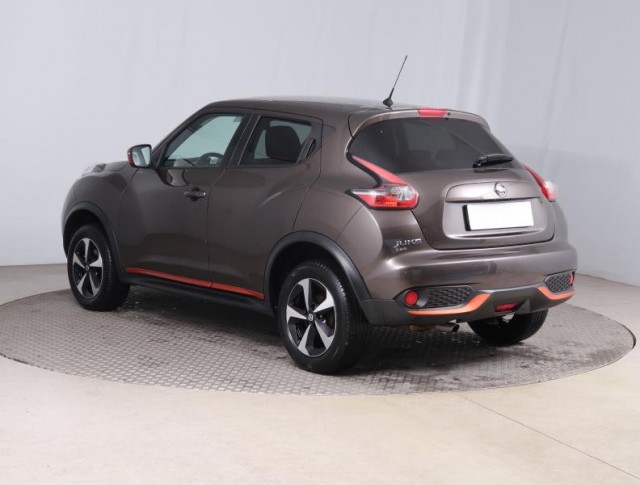 Nissan Juke  1.6 i 
