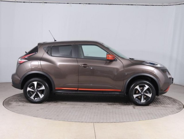 Nissan Juke  1.6 i 