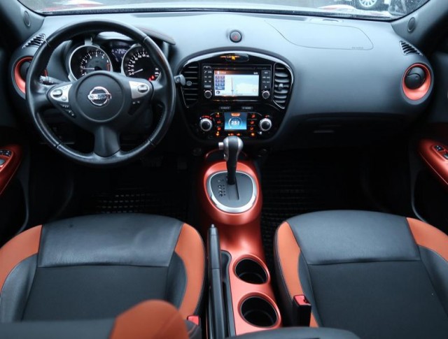 Nissan Juke  1.6 i 