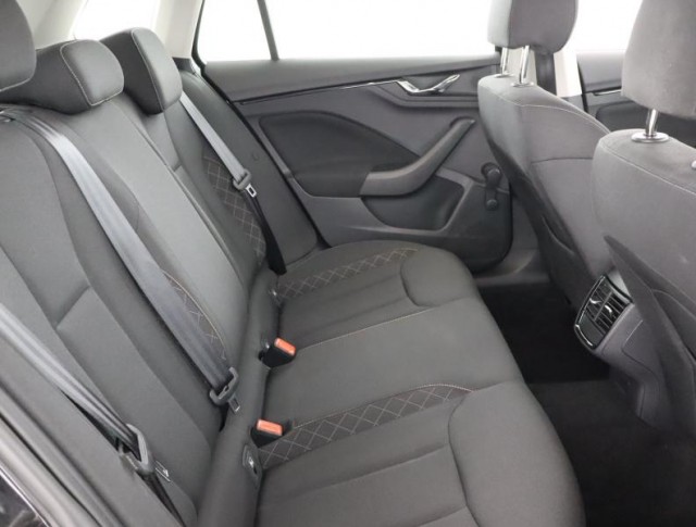 Škoda Kamiq  1.0 TSI Ambition Plus