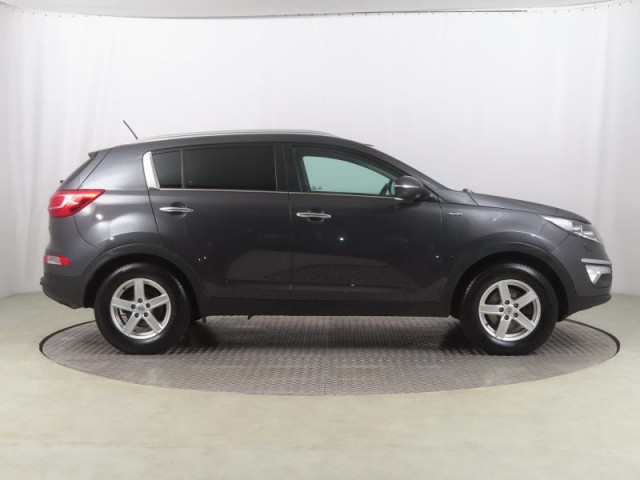 Kia Sportage  2.0 CRDi 