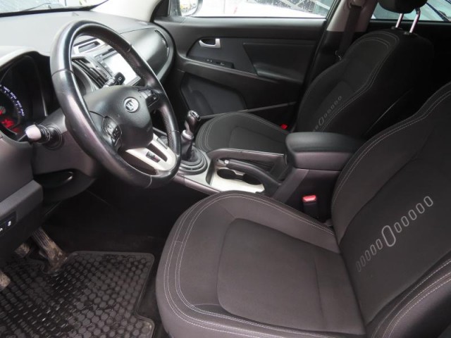 Kia Sportage  2.0 CRDi 