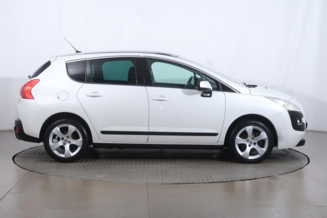 Peugeot 3008  2.0 HDi 