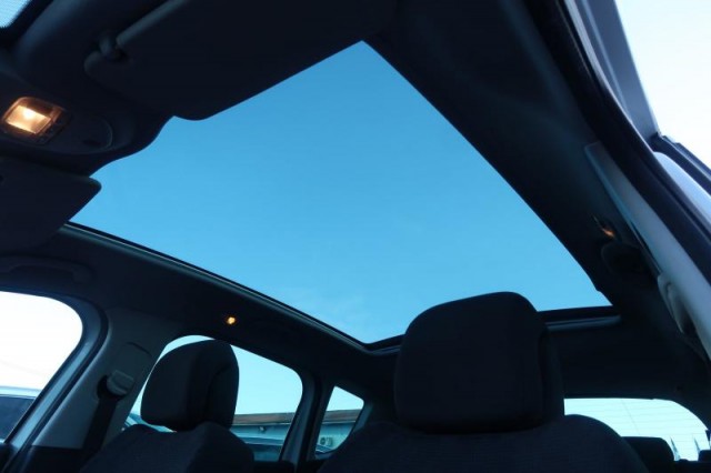 Peugeot 3008  2.0 HDi 