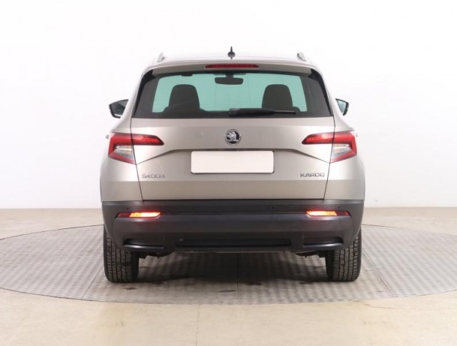 Škoda Karoq  1.5 TSI Style