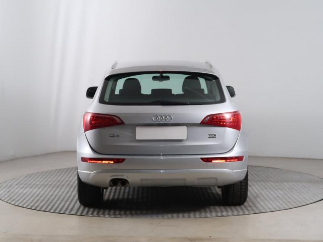 Audi Q5  2.0 TDI 