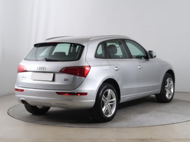 Audi Q5  2.0 TDI 
