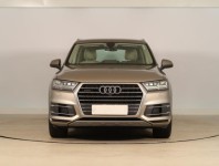 Audi Q7  3.0 TDI 