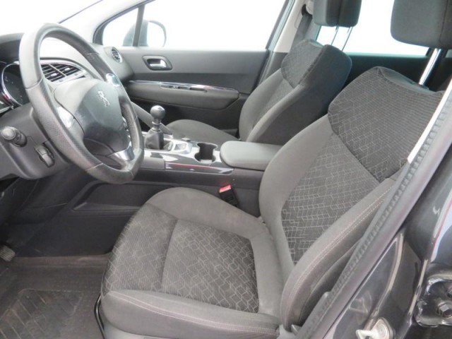 Peugeot 3008  1.6 BlueHDi 