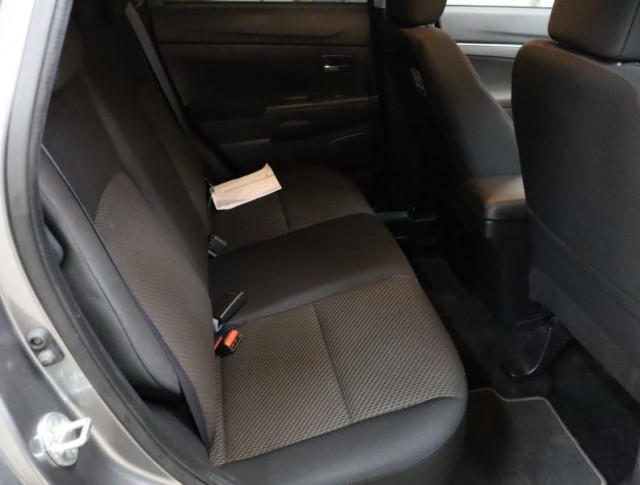 Mitsubishi ASX  1.6 MIVEC 