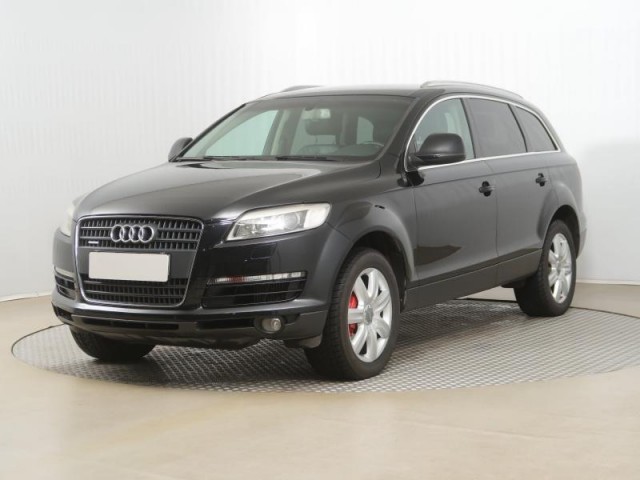 Audi Q7  3.0 TDI 