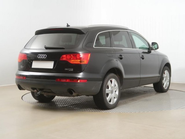 Audi Q7  3.0 TDI 