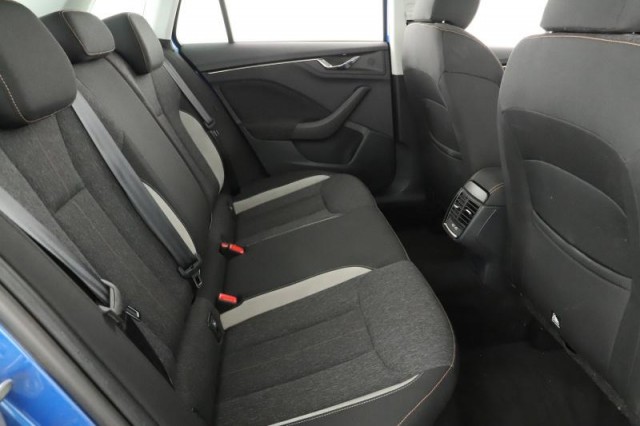 Škoda Kamiq  1.0 TSI 