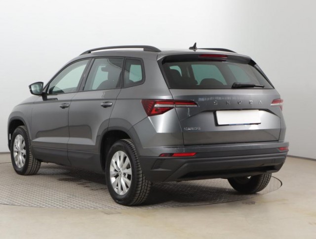 Škoda Karoq  1.5 TSI Fresh
