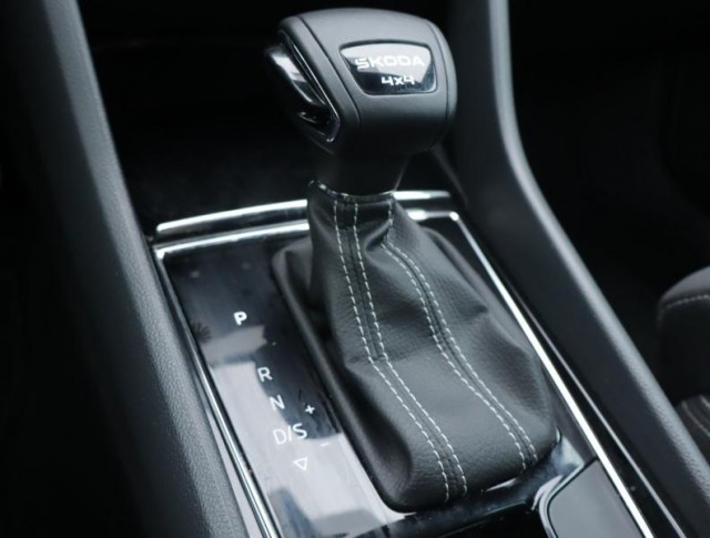 Škoda Karoq  2.0 TDI Sportline