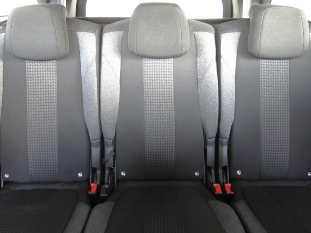 Peugeot 5008  1.5 BlueHDi Active